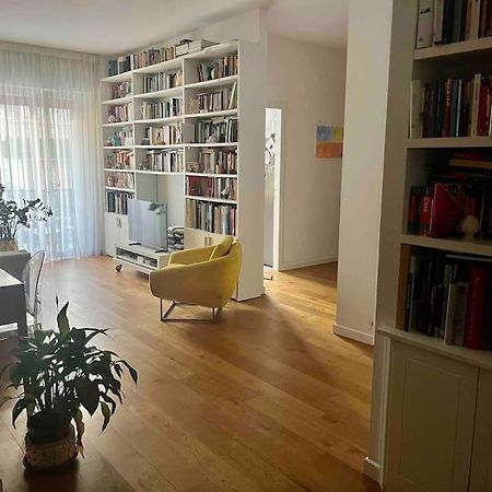 Umbertina Apartment Bari Buitenkant foto